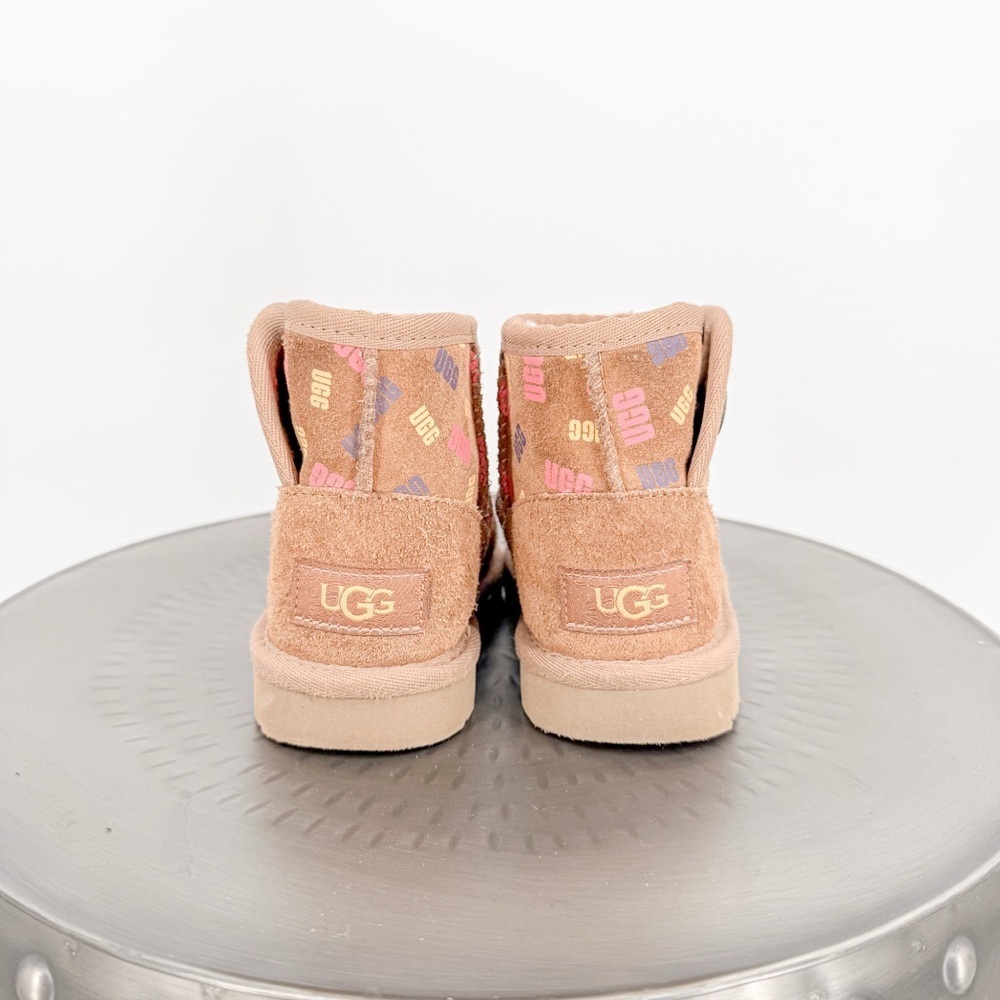 Toddler UGG Jona Boot - Picture 4 of 6